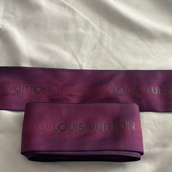 New Louis Vuitton Authentic Purple & Black 2” Ribbon - Picture 1 of 5